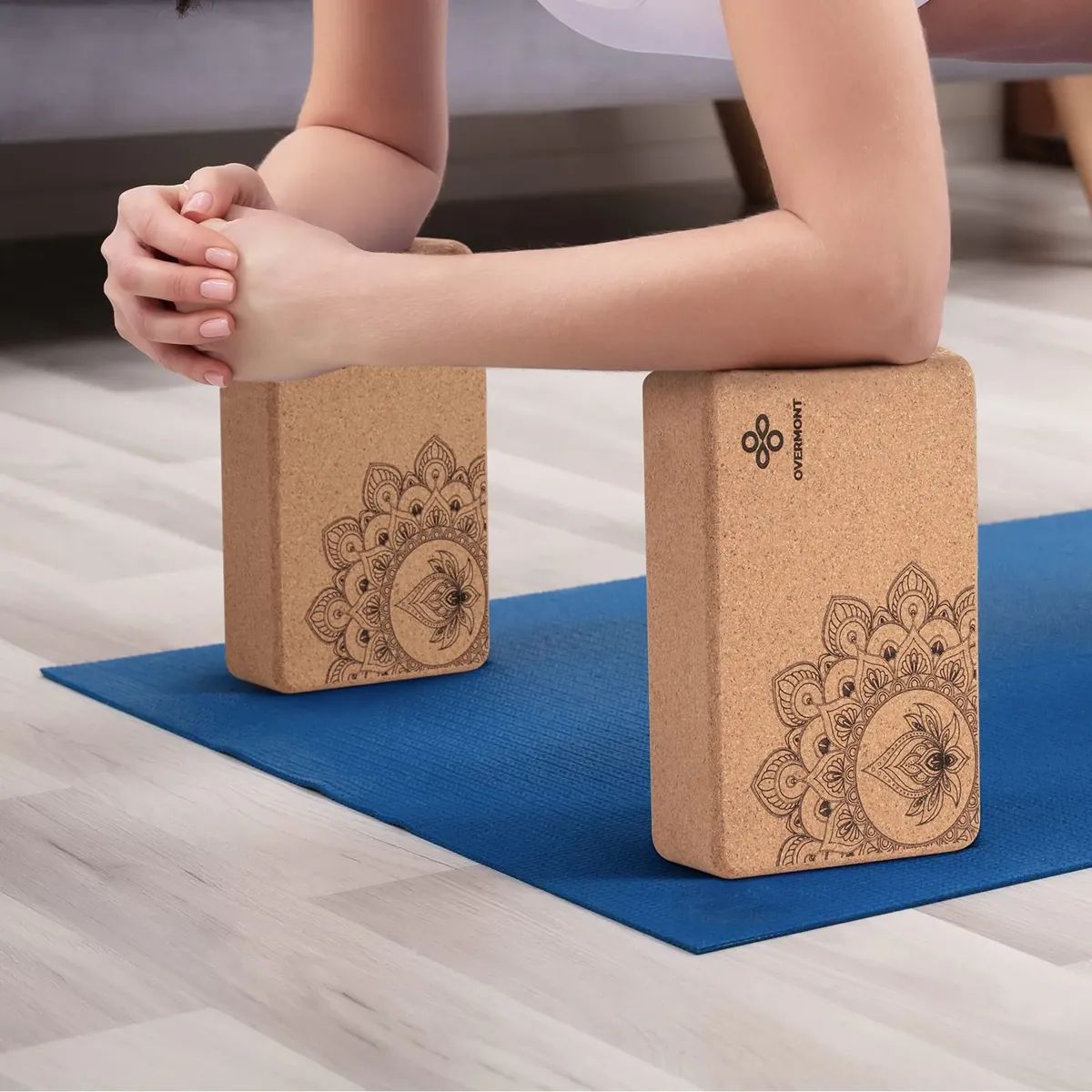 Overmont Baldosas de Yoga de Corcho,2 Yoga Block Natural Ecológico,con correas para yoga, pilates, fitness en general y estiramientos,para Principiantes y Profesionales,23 x 15 x 7,6 cm foto 4